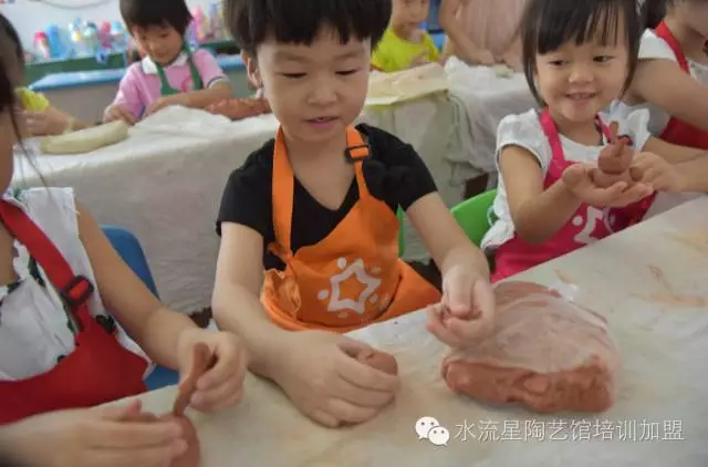 1476238142667369.png a4d99e3_愛奇藝.png