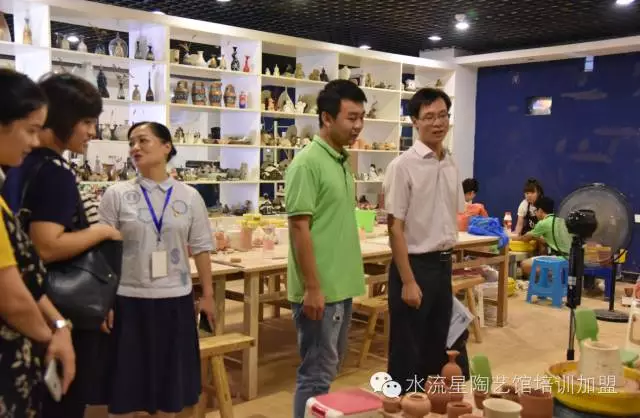 1476238743393680.png f1831fd_愛奇藝.png